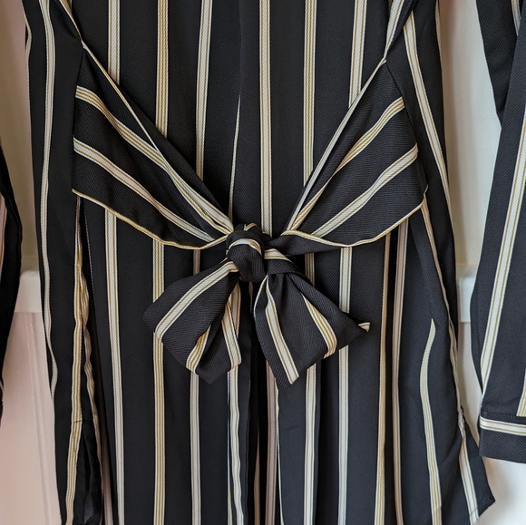 Pinstripe blouse dress    med - Picture 3 of 5